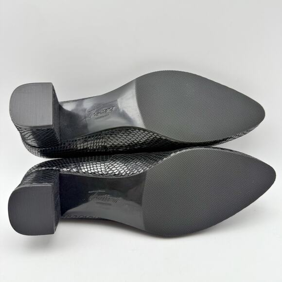 Trotters Womens Kari Pump US 7.5 M EU 38 Black Snake Leather NIB - Picture 12 of 13